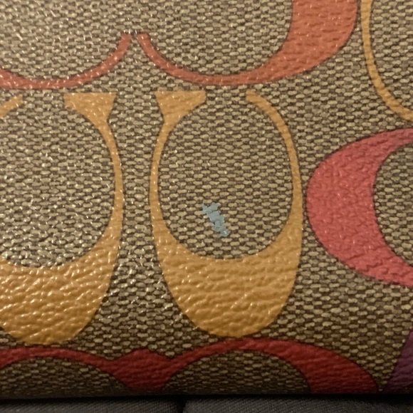 Coach rainbow city tote bag. - Picture 5 of 10